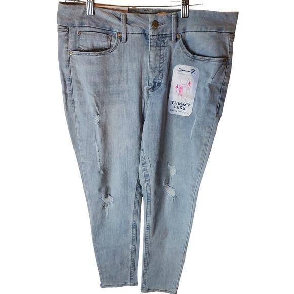 Seven7 Light Wash Distressed Tummy Less Jeans, NWT, Size 12 - Picture 1 of 6